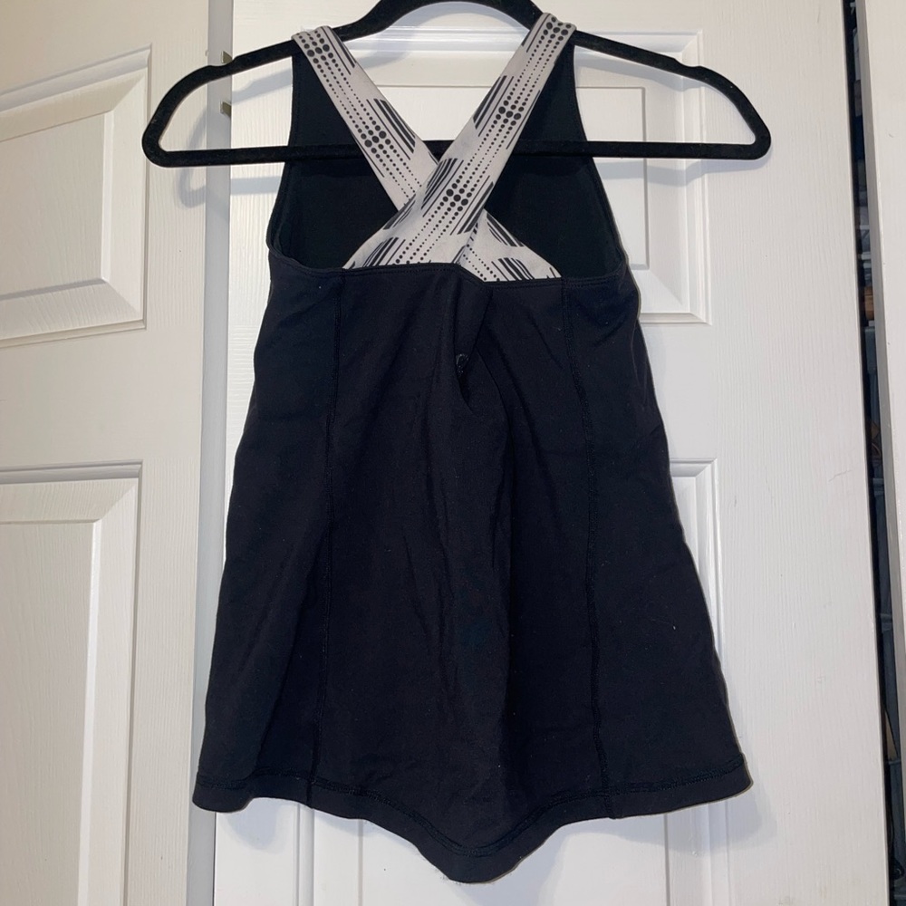 Lululemon tank